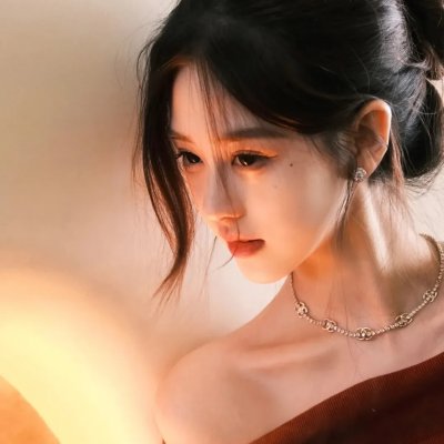 桃花映江山